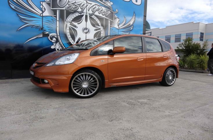 Honda Jazz with KMC Vent Wheels | Ozzy Tyres